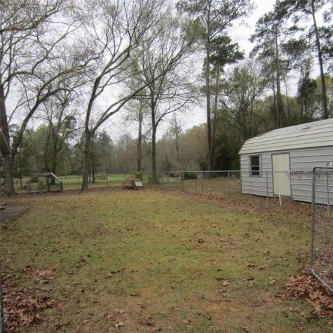 512 County Road 2222 Cleveland TX 77327