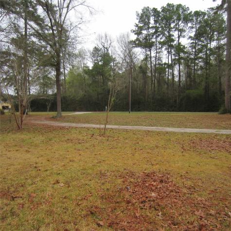 512 County Road 2222 Cleveland TX 77327