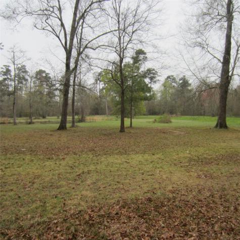 512 County Road 2222 Cleveland TX 77327