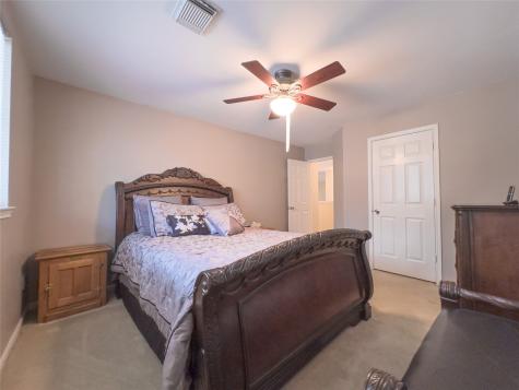 14019 Crown Glen Court Houston TX 77062