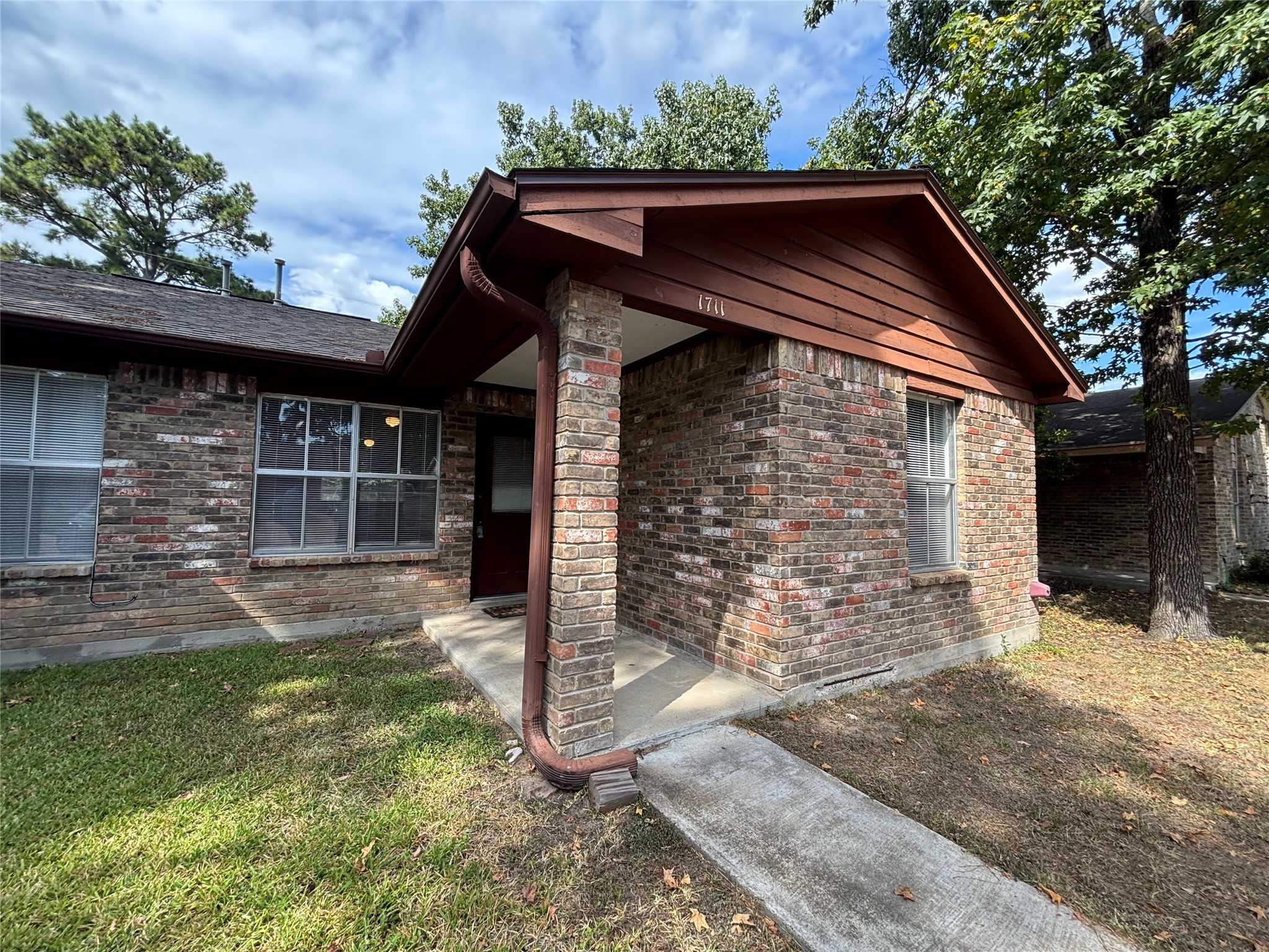 1711 Hazelwood Street Conroe TX 77301