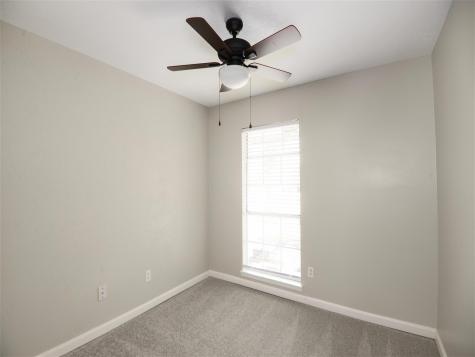 306 Avondale Lane Friendswood TX 77546