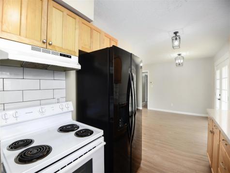 306 Avondale Lane Friendswood TX 77546
