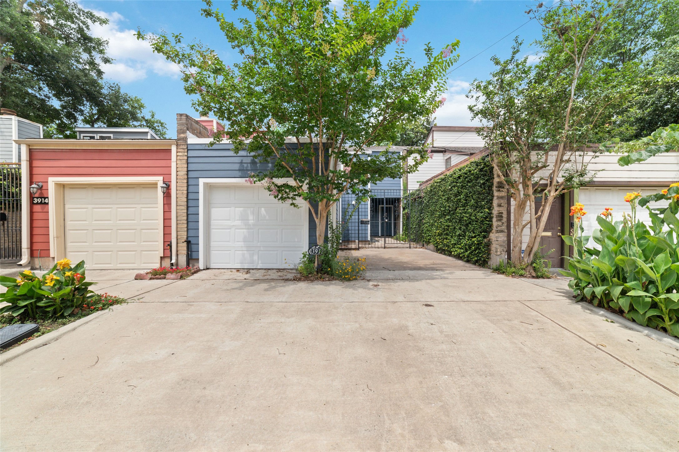 3912 Garrott Street Houston TX 77006