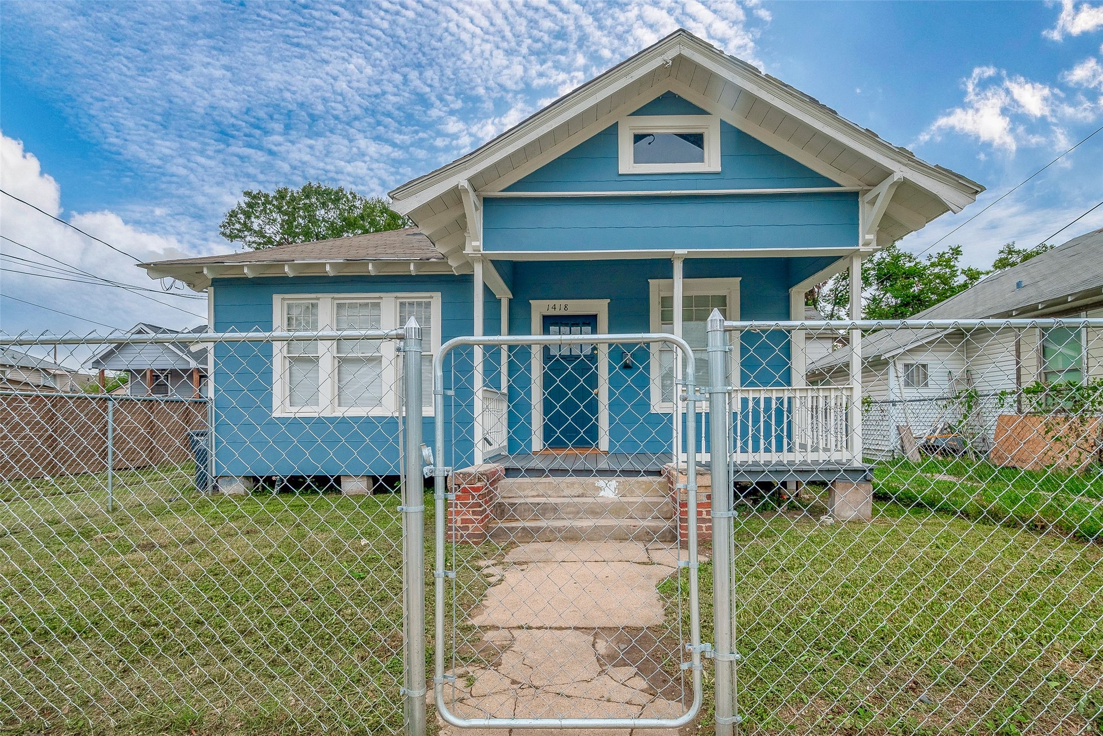 1418 Hussion Street Houston TX 77003