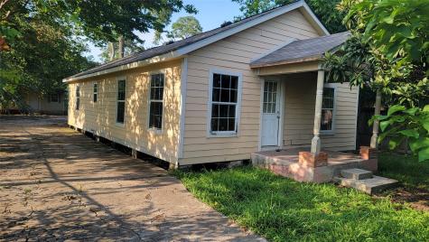 149 Deerfield Street Houston TX 77022