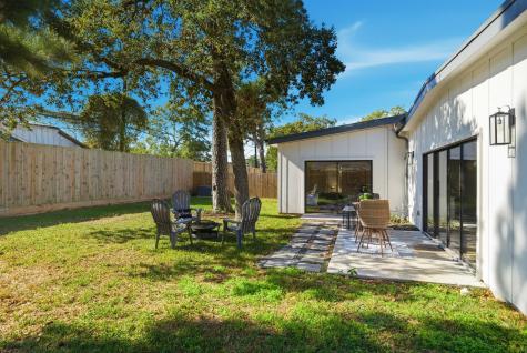 10159 Brinwood Drive Houston TX 77043
