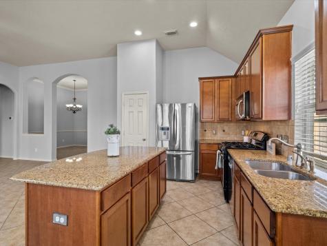 4488 Costa Brava Park League City TX 77573