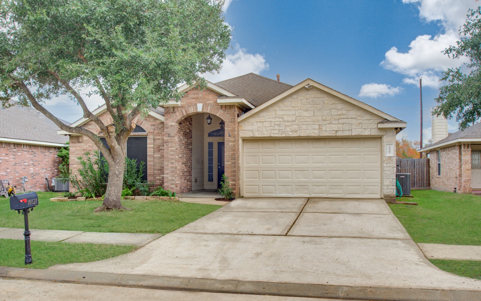 10327 Ponderosa Pine Drive Baytown TX 77523