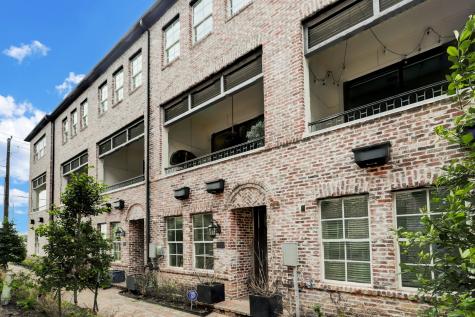 2711 Maxroy Street Houston TX 77007