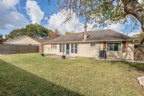 5617 Freshmeadow Street League City TX 77573