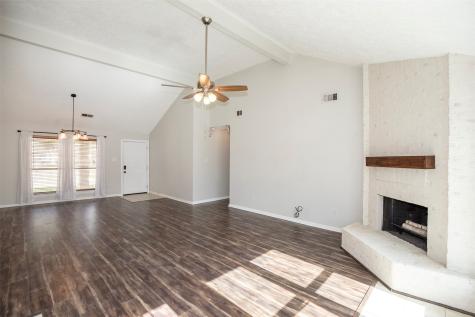 5617 Freshmeadow Street League City TX 77573