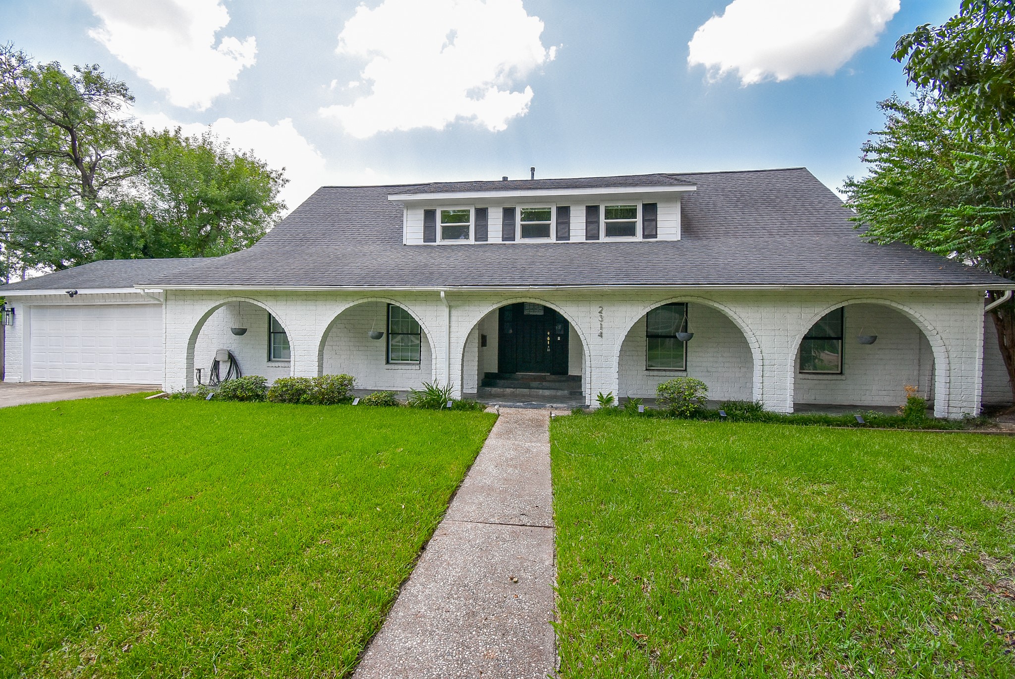 2314 Walnut Bend Lane Houston TX 77042