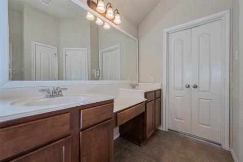 7911 Corrian Park Circle Houston TX 77040