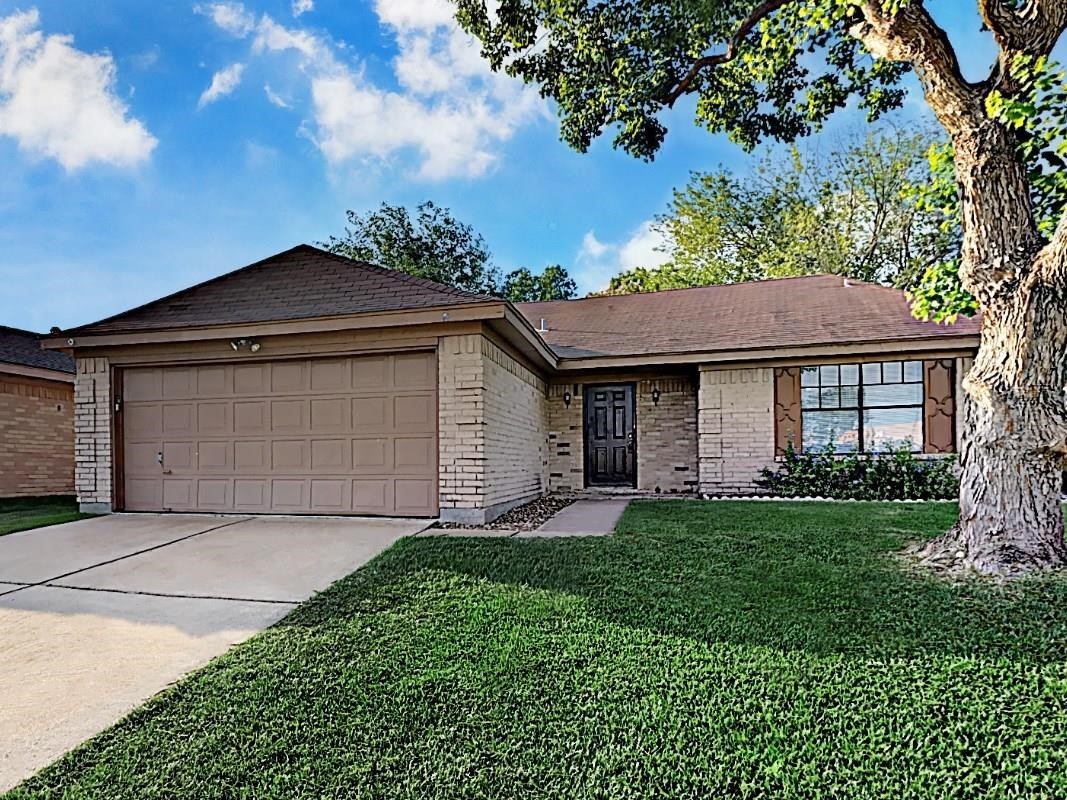 10507 Village Trail Drive Houston TX 77065