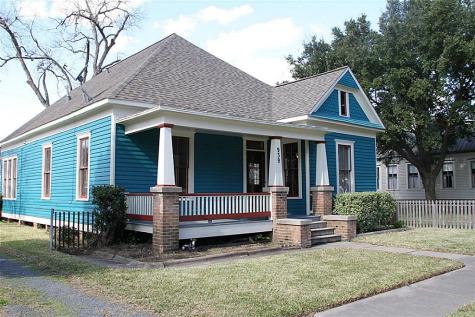 939 Arlington Street Houston TX 77008
