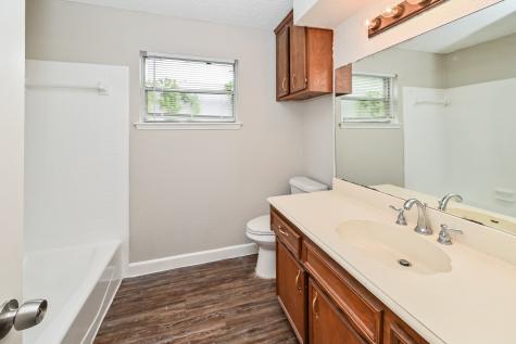 13706 Oleoke Lane Houston TX 77015