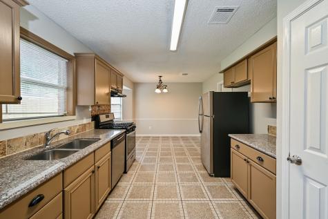 13706 Oleoke Lane Houston TX 77015