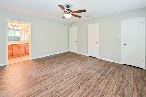 13706 Oleoke Lane Houston TX 77015
