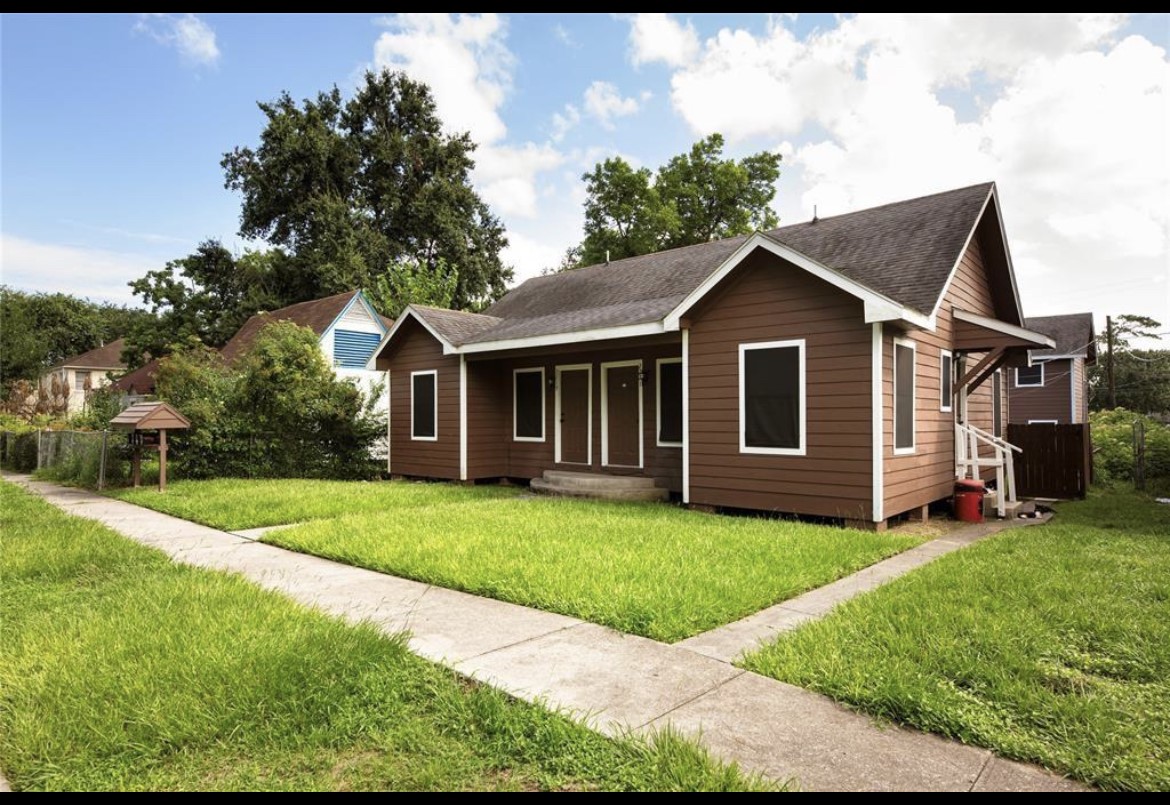 2721 Virginia Street Baytown TX 77520