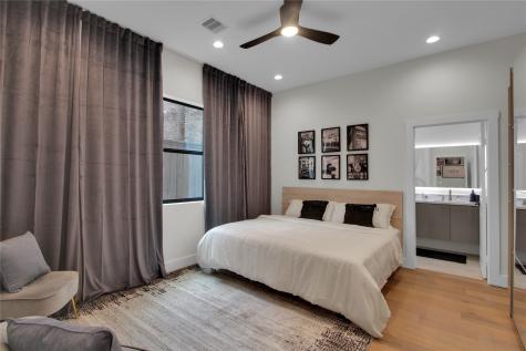5907 Winsome Lane B Houston TX 77057