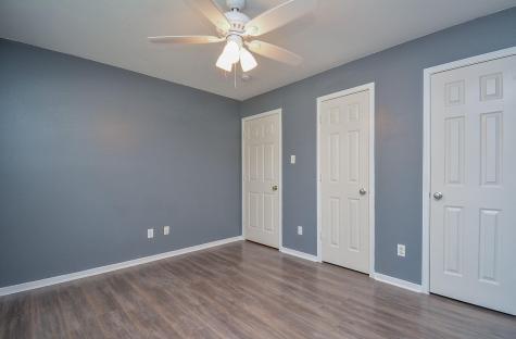 917 Almond Street Baytown TX 77521