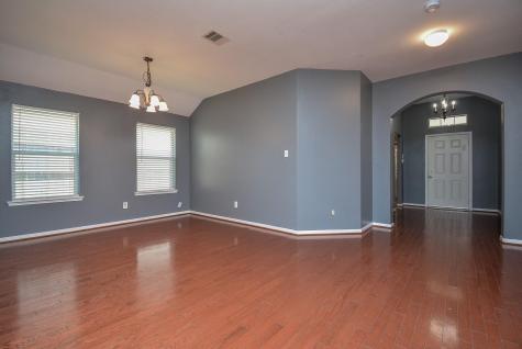 917 Almond Street Baytown TX 77521