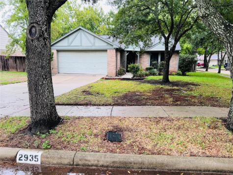 2935 Great Lakes Avenue Sugar Land TX 77479