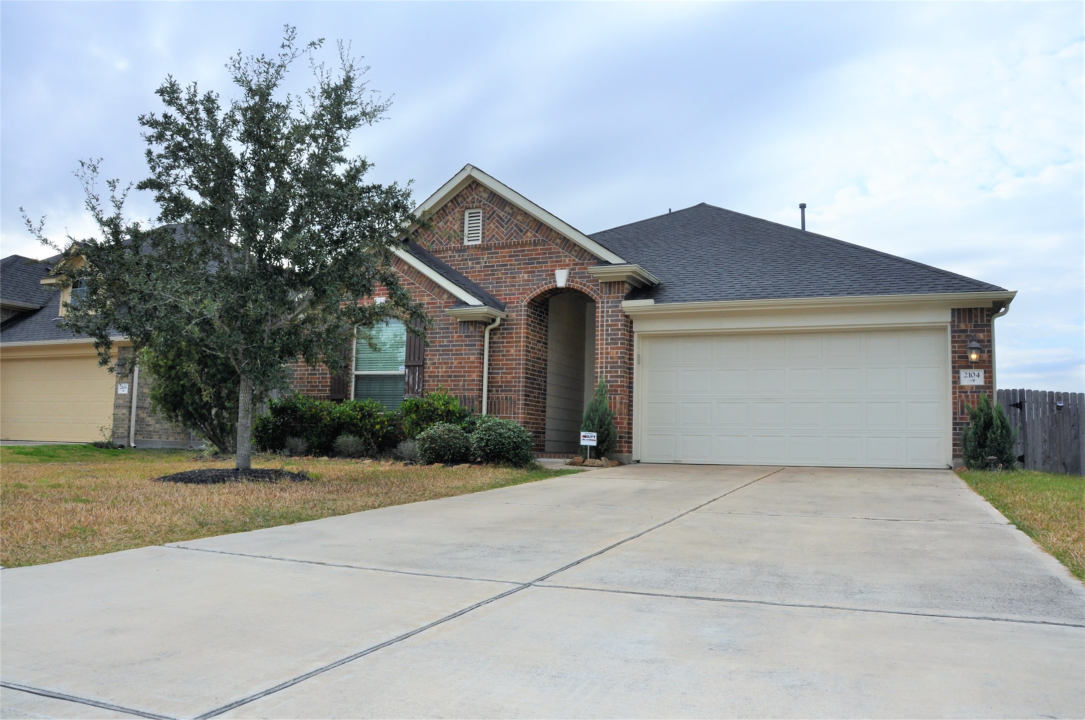2104 Pleasant Valley Road Pearland TX 77581