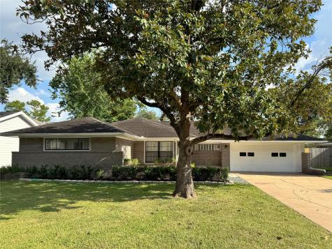 5139 Indigo Street Houston TX 77096