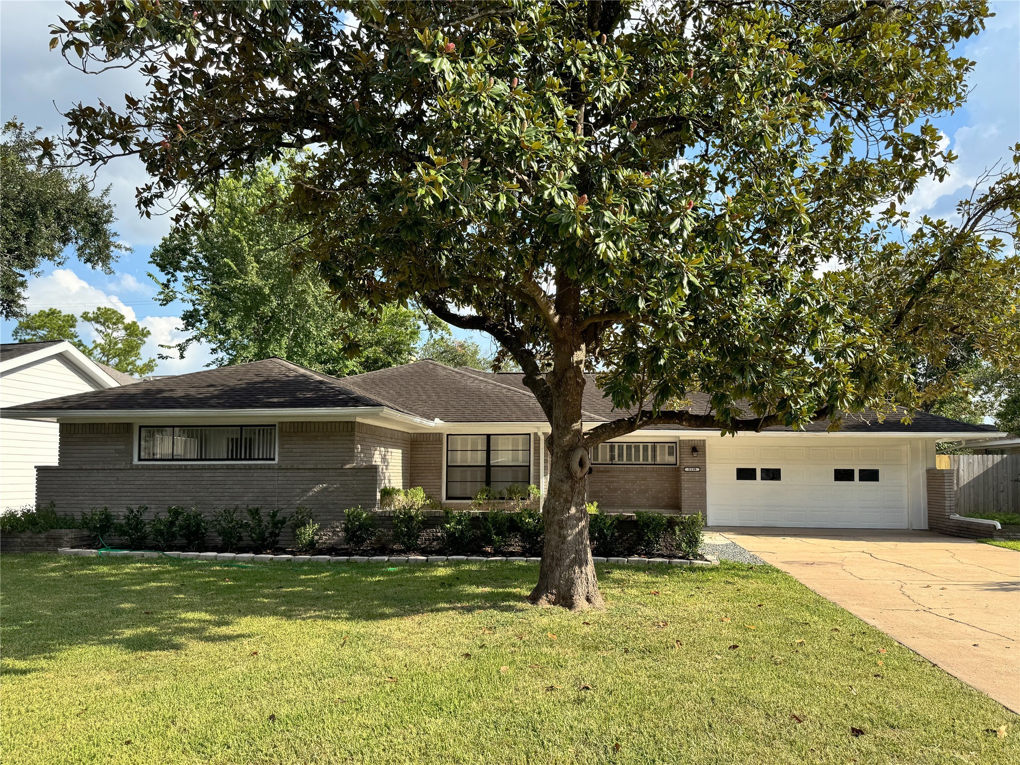 5139 Indigo Street Houston TX 77096