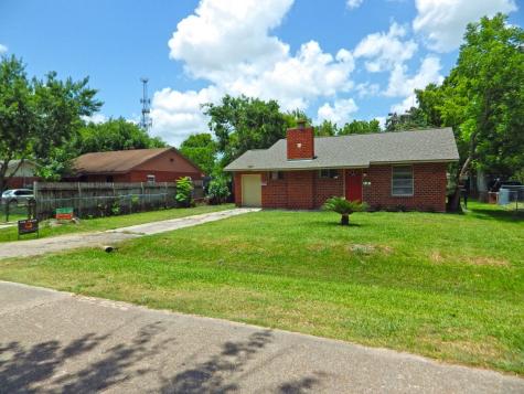 618 Honeysuckle Drive La Marque TX 77568
