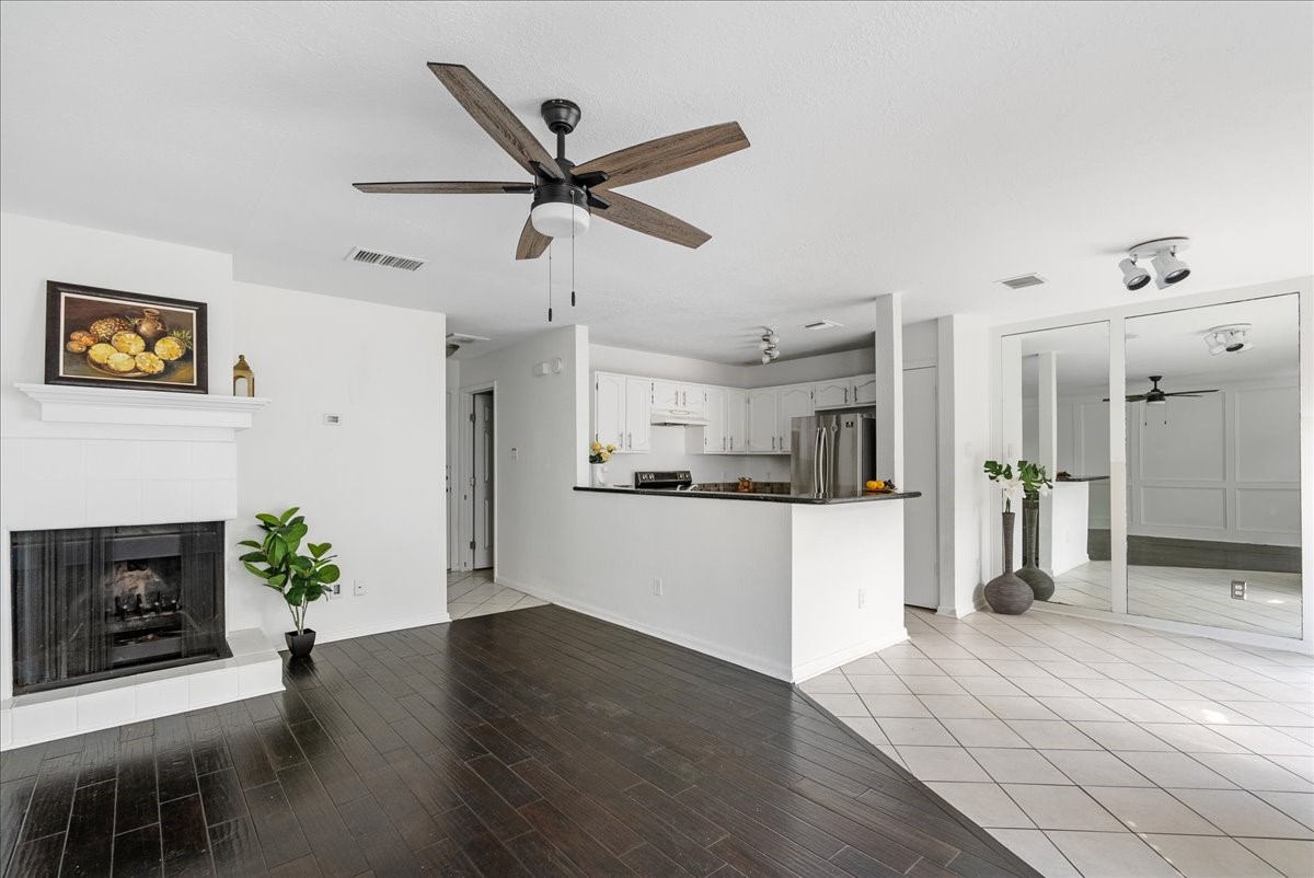 2379 Briarwest Boulevard 32 Houston TX 77077