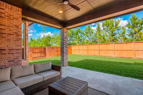 662 Lost Maples Bend Lane Conroe TX 77304