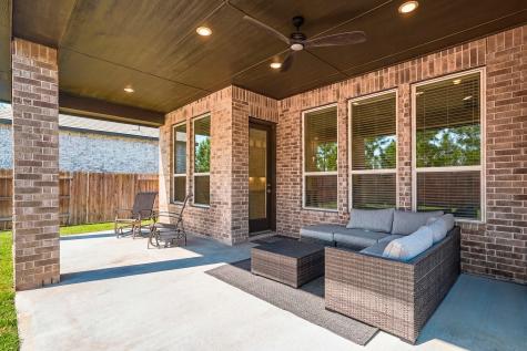 662 Lost Maples Bend Lane Conroe TX 77304