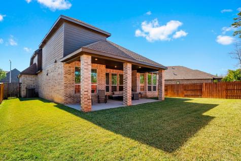 662 Lost Maples Bend Lane Conroe TX 77304