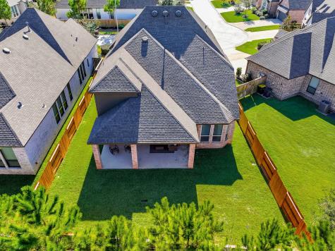 662 Lost Maples Bend Lane Conroe TX 77304