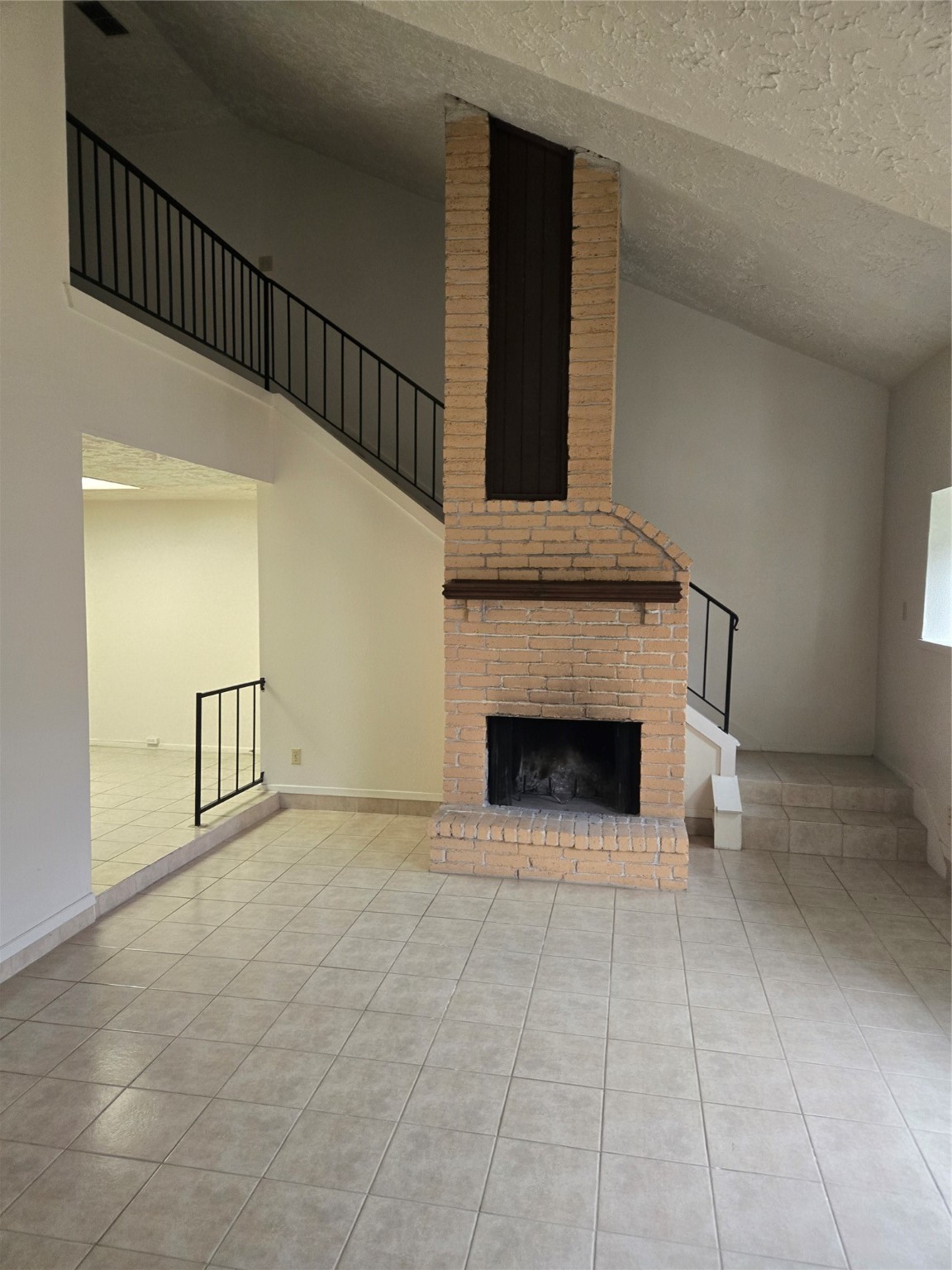 6417 S Briar Bayou Drive Houston TX 77072