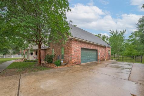 9072 Grand Lake Estates Drive Montgomery TX 77316