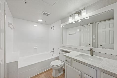 10990 West Road 808 Houston TX 77064