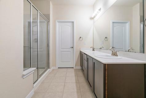 1234 Lone Pine Drive Rosharon TX 77583