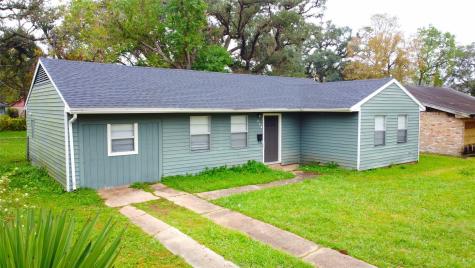 468 Huisache Street Lake Jackson TX 77566