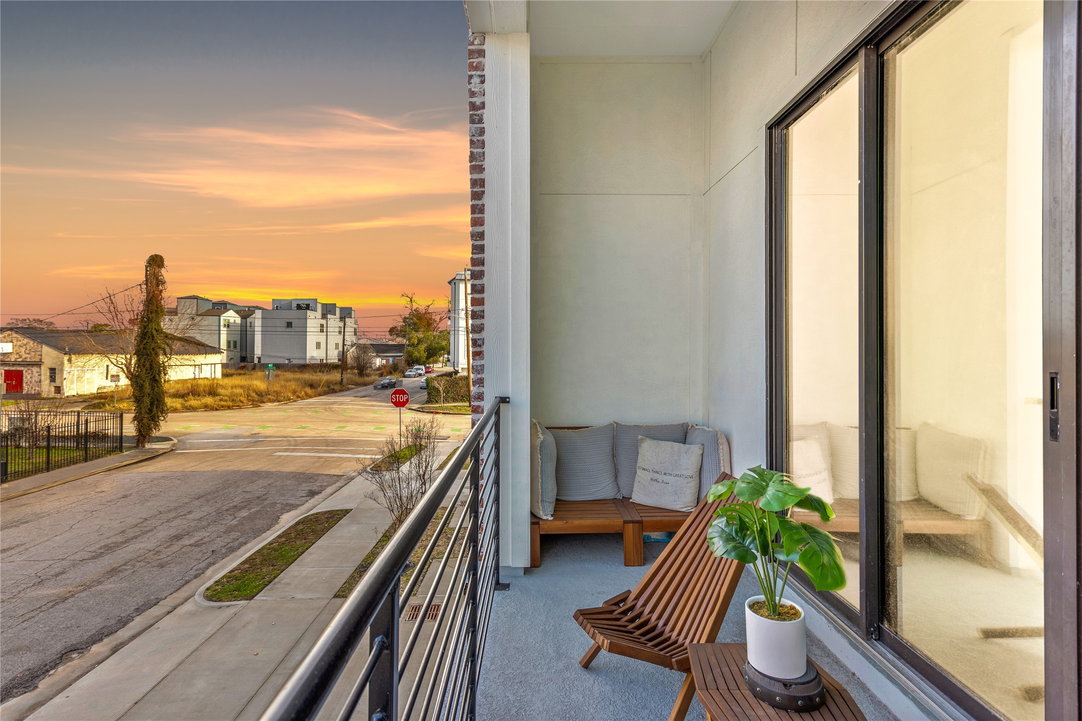 2114 Stuart Street Houston TX 77004