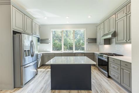 2123 Rosewood Pines Lane Pinehurst TX 77362