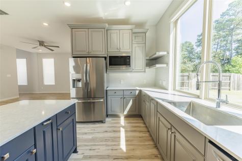 2123 Rosewood Pines Lane Pinehurst TX 77362