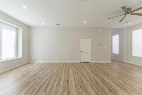 2123 Rosewood Pines Lane Pinehurst TX 77362