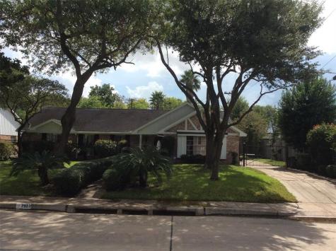 7923 Burgoyne Road Houston TX 77063