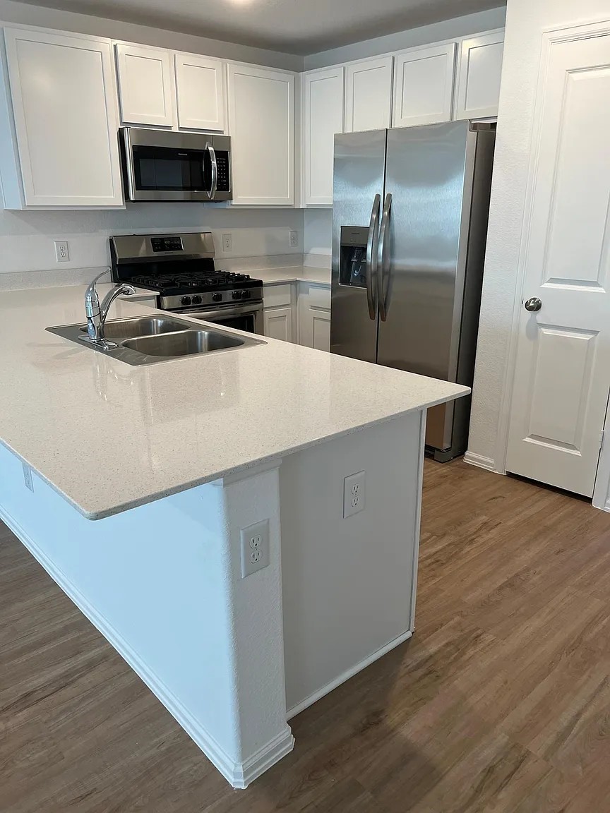 26922 Vista Harbor Drive Katy TX 77493