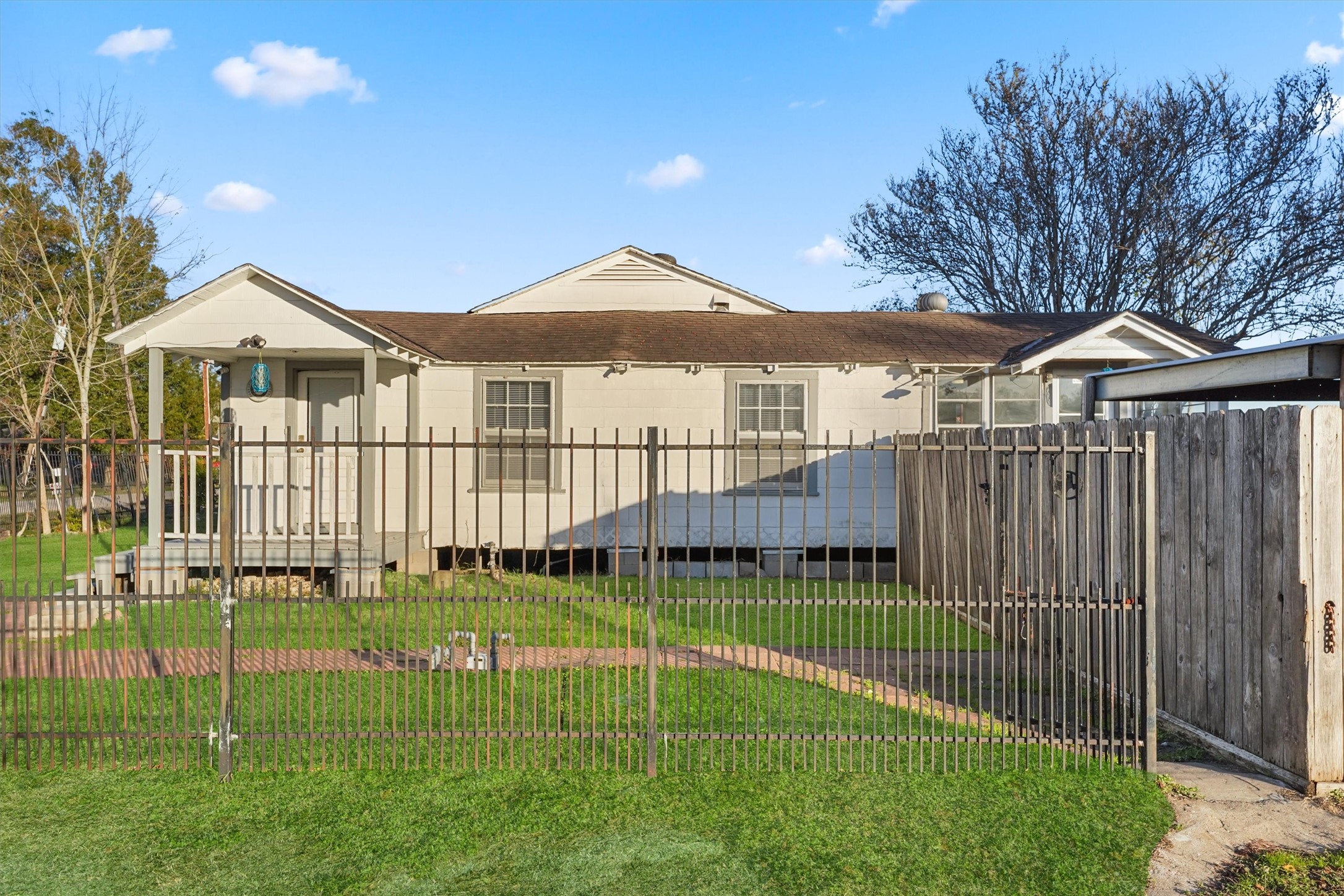 12222 Nola Court Houston TX 77013