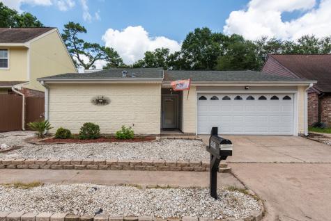 5422 Oakhaven Lane Houston TX 77091